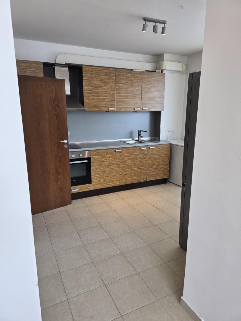 För uthyrning  1 sovrum Sofia , Studentski grad , 140 kvm | 55755840 - bild [3]