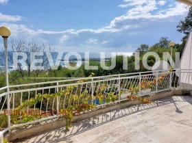 Maisonette m-t Alen mak, Varna 8