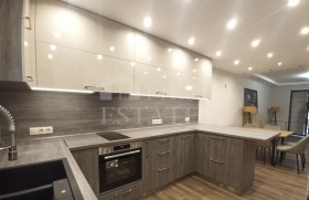 Hus Simeonovo, Sofia 1