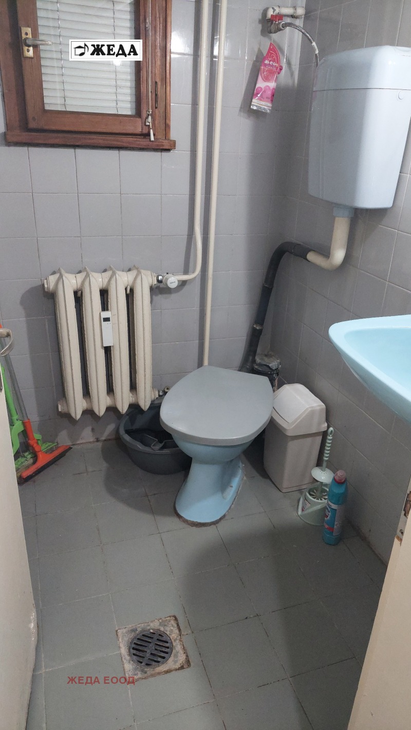 Дава под наем  1-стаен град Плевен , Широк център , 30 кв.м | 85578776 - изображение [9]