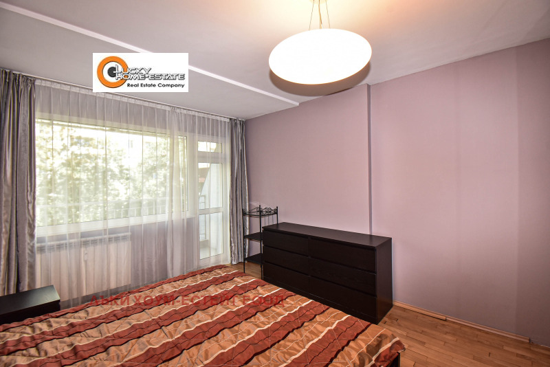 Дава под наем 3-СТАЕН, гр. София, Стрелбище, снимка 13 - Апартаменти - 53003866