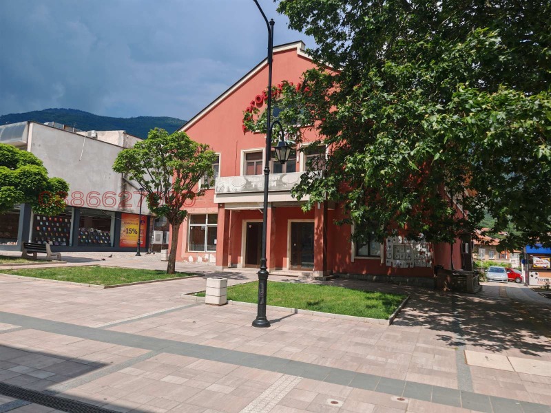 A louer  Bureau région Plovdiv , Karlovo , 990 m² | 53818511 - image [3]