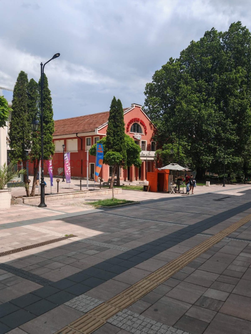 A louer  Bureau région Plovdiv , Karlovo , 990 m² | 53818511 - image [2]