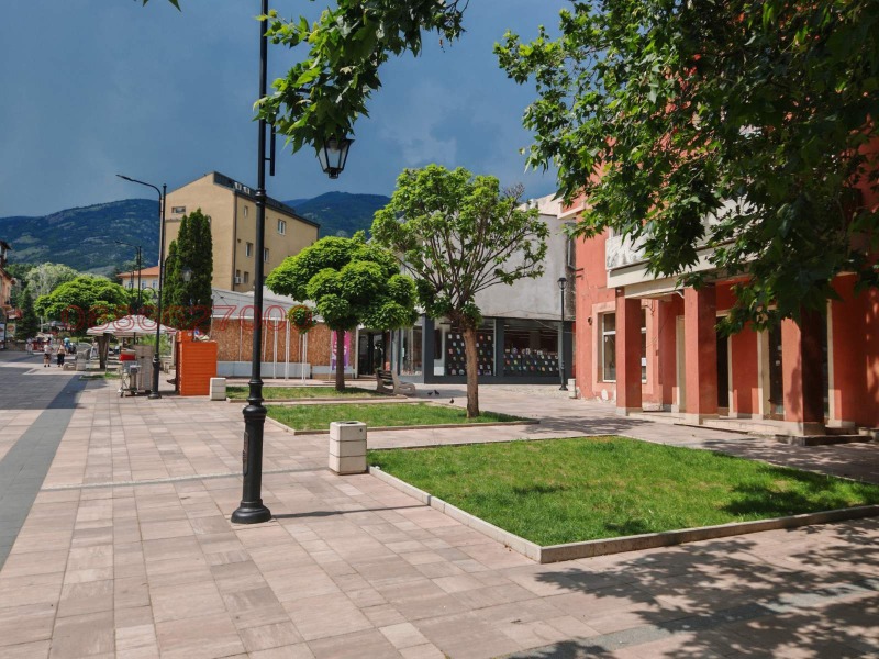A louer  Bureau région Plovdiv , Karlovo , 990 m² | 53818511 - image [5]