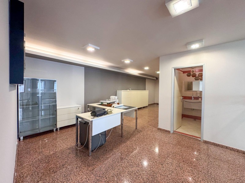 Do wynajęcia  Biuro Burgas , Centar , 144 mkw | 12557770 - obraz [3]