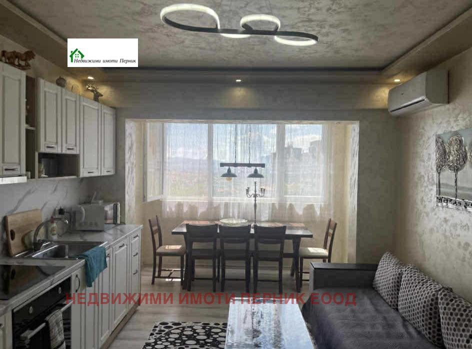 Дава под наем 3-СТАЕН, гр. Радомир, област Перник, снимка 2 - Апартаменти - 54063643