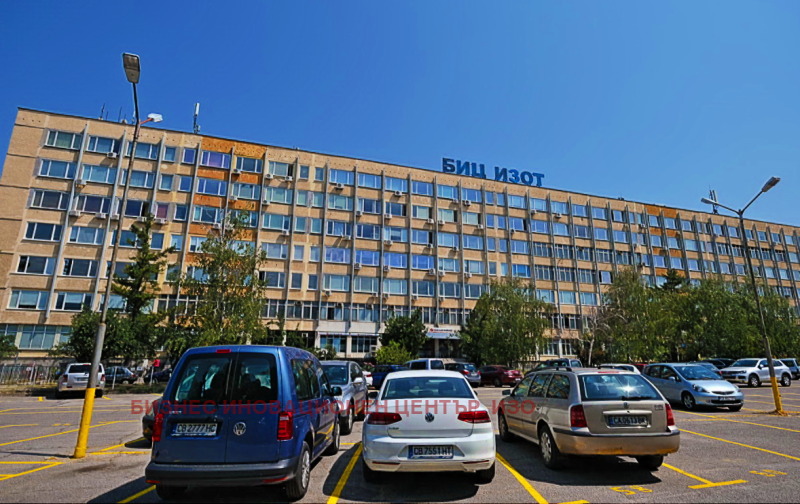 Дава под Наем СКЛАД в град София, 7-ми 11-ти километър - 57 кв.м / 285 € » 557.41 лв., БИЗНЕС ИНОВАЦИОНЕН ЦЕНТЪР ИЗОТ АД