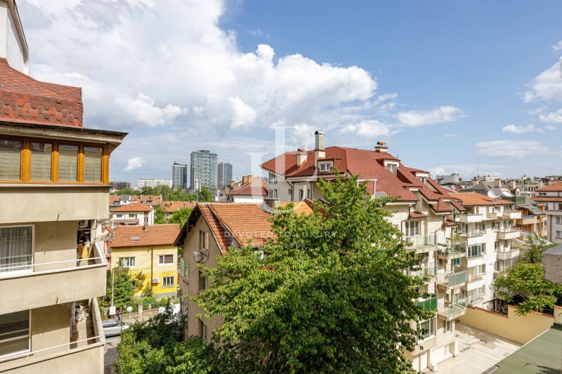 Дава под наем 3-СТАЕН, гр. София, Лозенец, снимка 12 - Апартаменти - 53495583