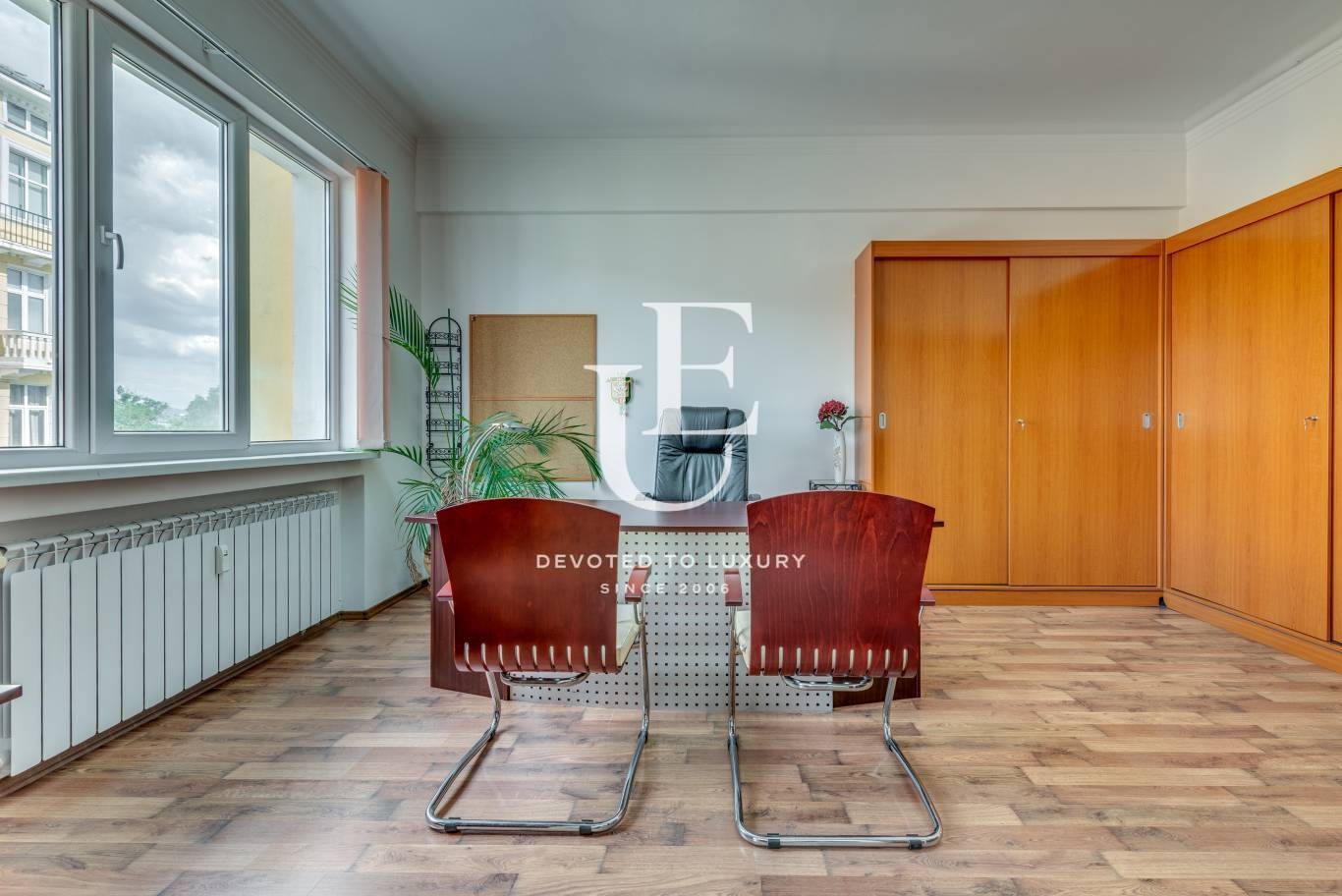 Дава под наем ОФИС, гр. София, Център