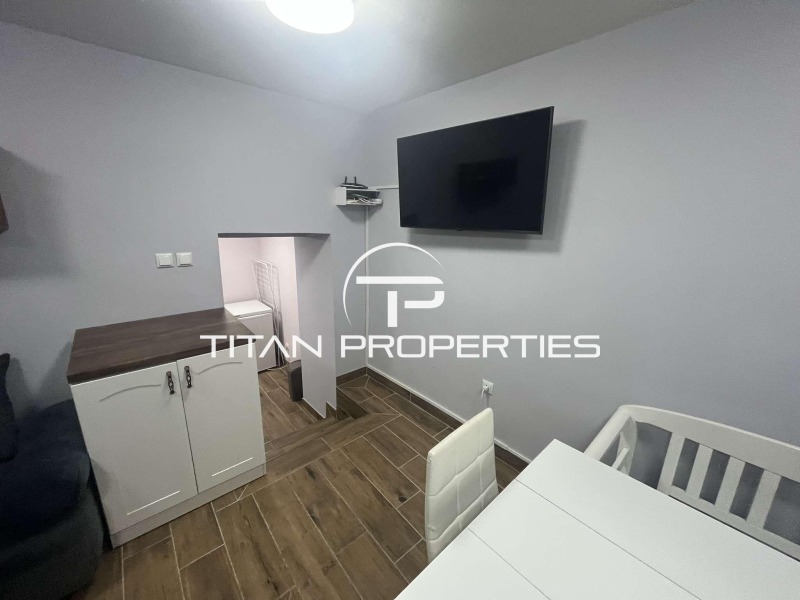 Дава под наем 2-СТАЕН, гр. Варна, Център, снимка 4 - Апартаменти - 53121013