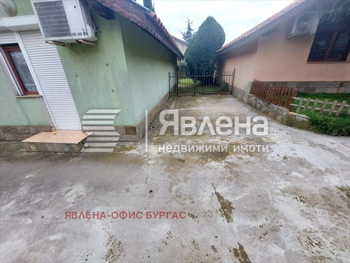 Дава под наем КЪЩА, гр. Поморие, област Бургас, снимка 11 - Къщи - 52808828