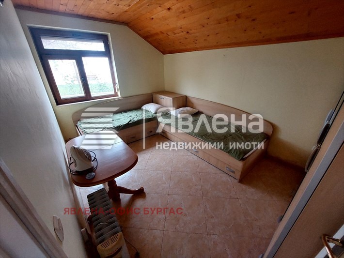 Дава под наем КЪЩА, гр. Поморие, област Бургас, снимка 7 - Къщи - 52808828