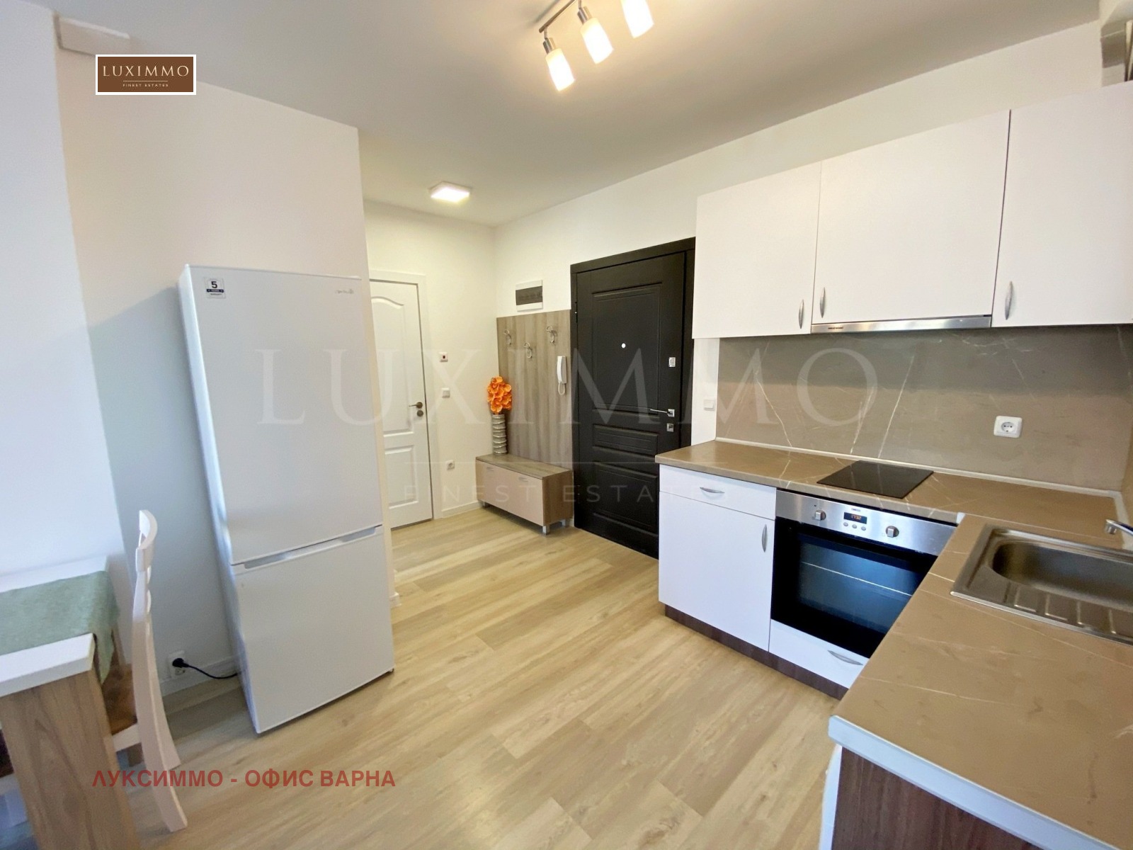 Дава под наем 3-СТАЕН, гр. Варна, Бриз, снимка 2 - Апартаменти - 53889596