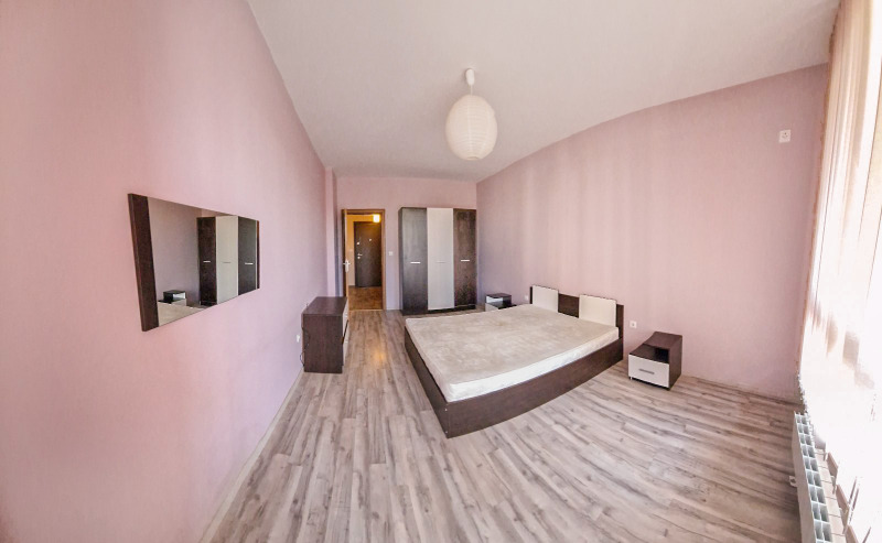 Zu vermieten  1 Schlafzimmer Sofia , Poligona , 90 qm | 98446385 - Bild [2]