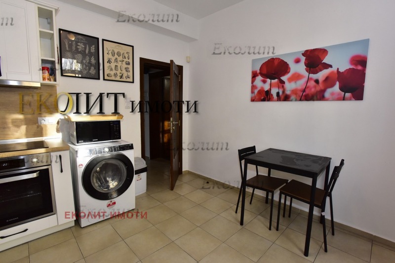 Дава под наем 3-СТАЕН, гр. София, Център, снимка 2 - Апартаменти - 53197428