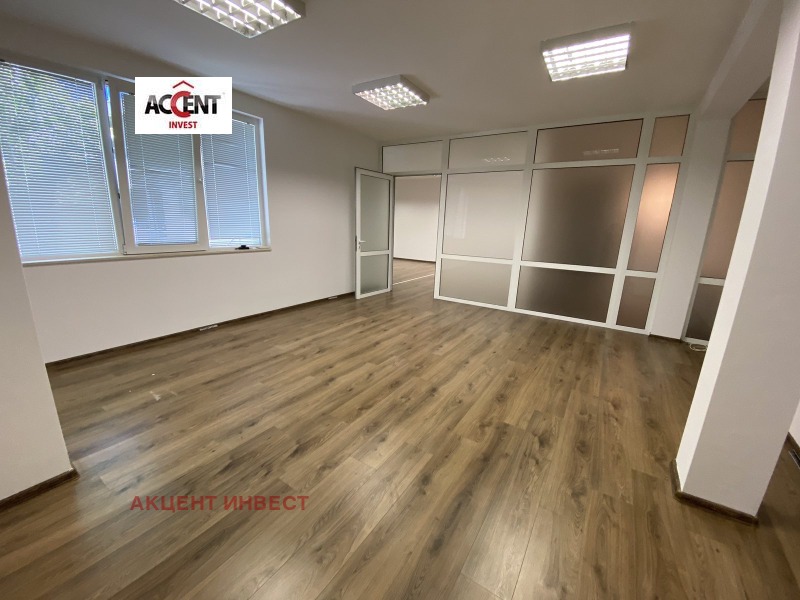 Дава под наем ОФИС, гр. Варна, Център, снимка 4 - Офиси - 52398715