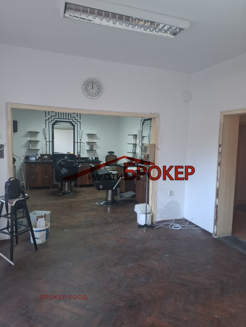 Дава под наем ПРОМ. ПОМЕЩЕНИЕ, гр. Сливен, Център