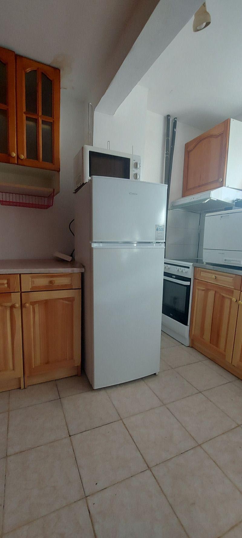 Дава под наем 2-СТАЕН, гр. София, Карпузица, снимка 4 - Апартаменти - 53029144