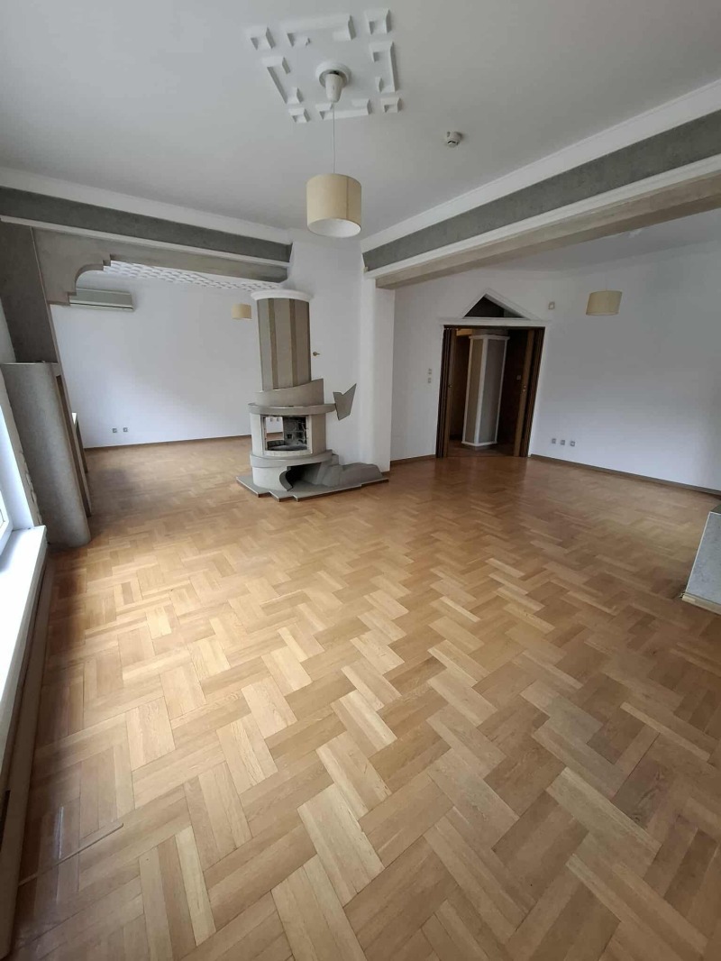 Дава под наем ОФИС, гр. София, Оборище