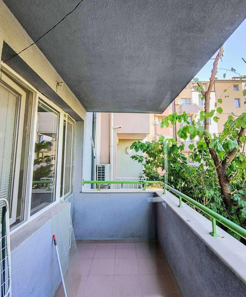 En renta  2 dormitorios Plovdiv , Kyuchuk Parizh , 100 metros cuadrados | 81064154 - imagen [8]