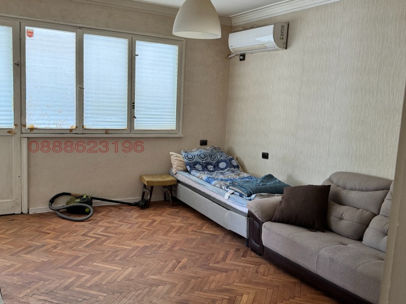 Vuokrattavana  3 makuuhuonetta Sofia , Iztok , 120 neliömetriä | 55035575 - kuva [4]