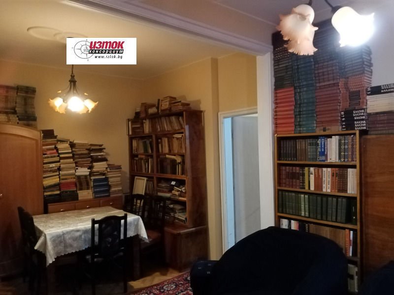 Дава под наем 3-СТАЕН, гр. София, Лозенец, снимка 5 - Апартаменти - 53067579