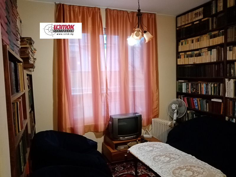 Дава под наем 3-СТАЕН, гр. София, Лозенец, снимка 3 - Апартаменти - 53067579