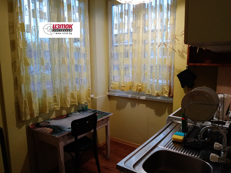 Дава под наем 3-СТАЕН, гр. София, Лозенец, снимка 13 - Апартаменти - 53067579