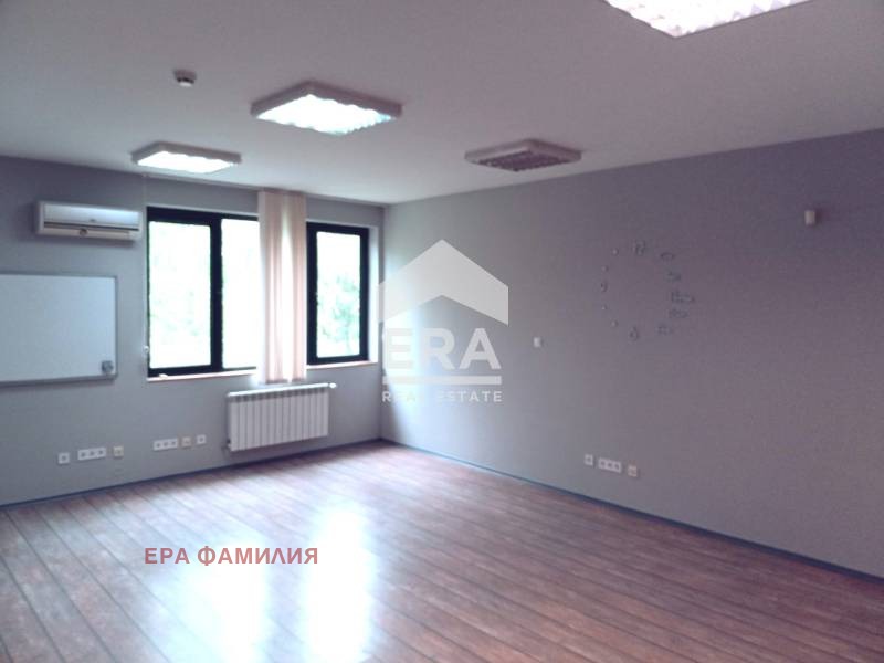 A louer  Bureau Sofia , Lozenets , 70 m² | 55743919 - image [3]