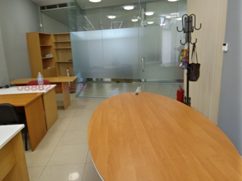 Kiadó  Hivatal Sofia , Mladost 1 , 44 négyzetméter | 12281779 - kép [3]