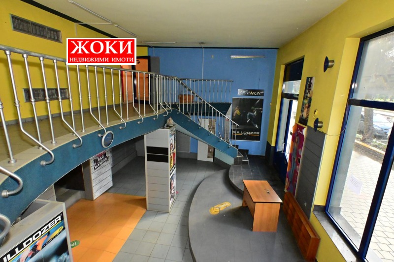 Дава под наем ОФИС, гр. Перник, Изток, снимка 14 - Офиси - 53265368