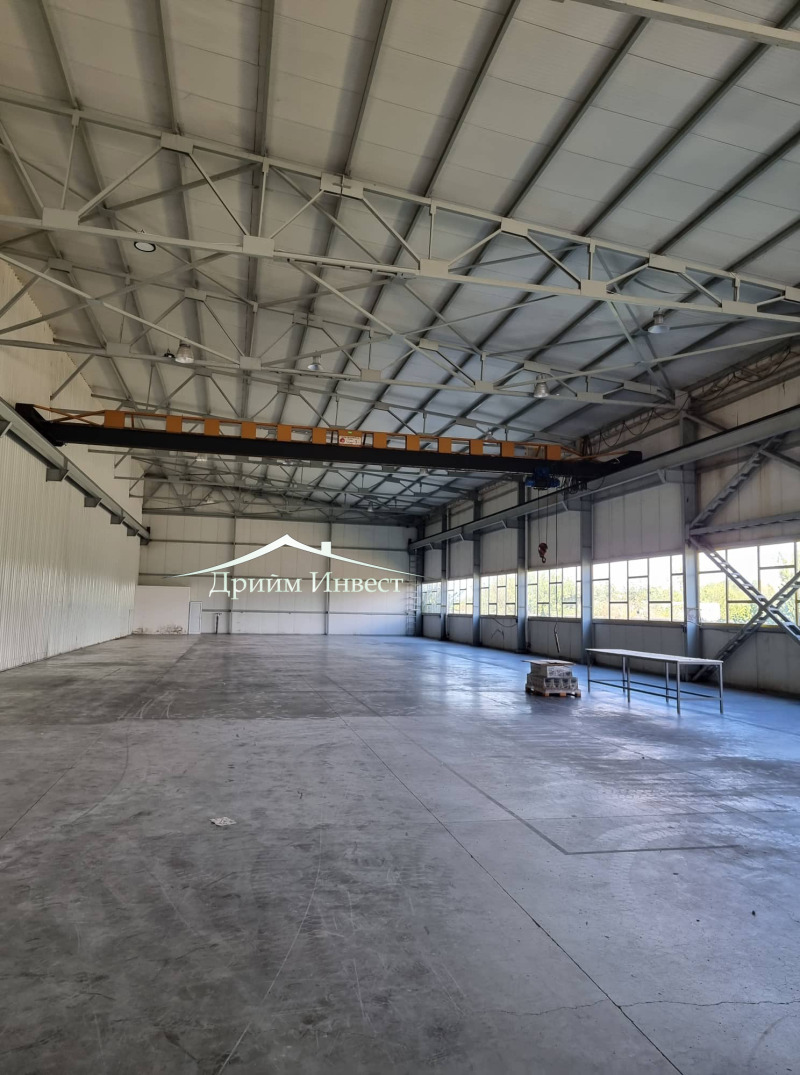 Para alugar  Construção industrial Plovdiv , Industrialna zona - Sever , 1100 m² | 50031467