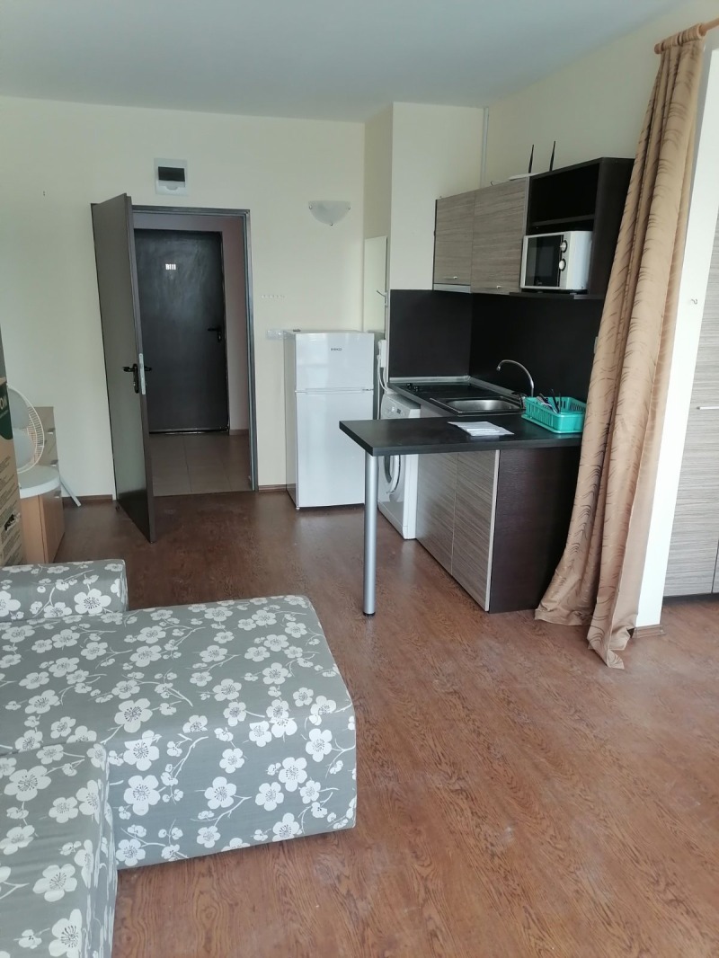 En renta  1 dormitorio Burgas , Sarafovo , 50 metros cuadrados | 78533636 - imagen [3]