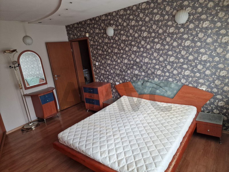 Para alugar  2 quartos Plovdiv , Kiutchuk Parij , 120 m² | 42207142 - imagem [4]