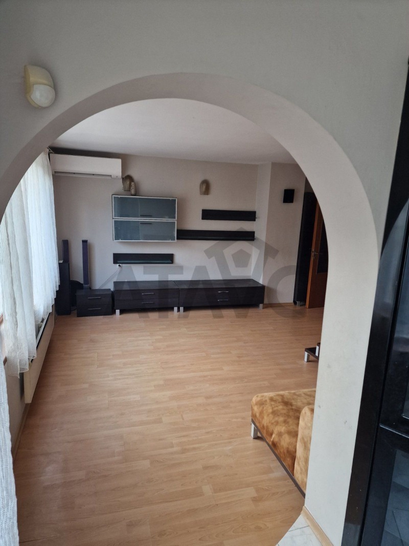 Zu vermieten  2 Schlafzimmer Plowdiw , Kjutschuk Parisch , 120 qm | 42207142 - Bild [2]