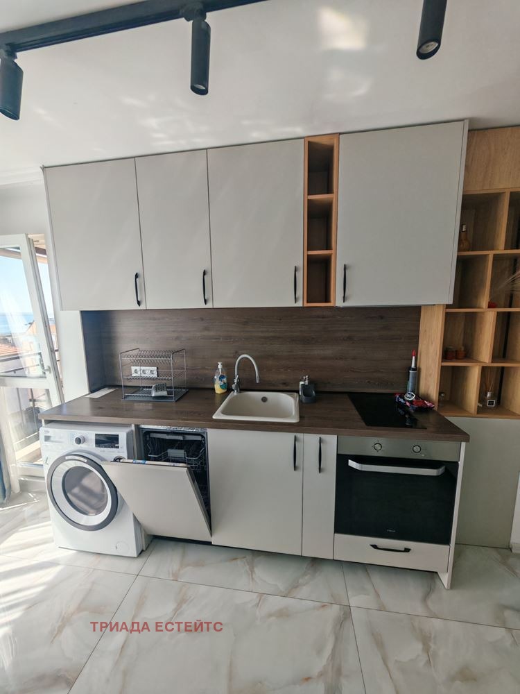 Дава под наем 3-СТАЕН, гр. Бургас, Сарафово, снимка 4 - Апартаменти - 54340654