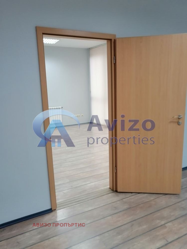De inchiriat  Birou Sofia , Lozeneț , 265 mp | 36820508 - imagine [11]