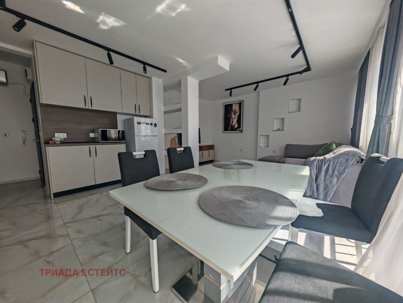 Дава под наем 3-СТАЕН, гр. Бургас, Сарафово, снимка 3 - Апартаменти - 54340654