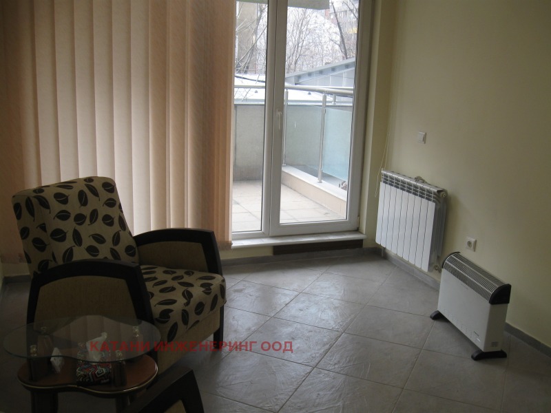 Дава под Наем ОФИС в град София, Зона Б-18 - 30 кв.м / 357.90 € » 700 лв., КАТАНИ ИНЖЕНЕРИНГ ООД
