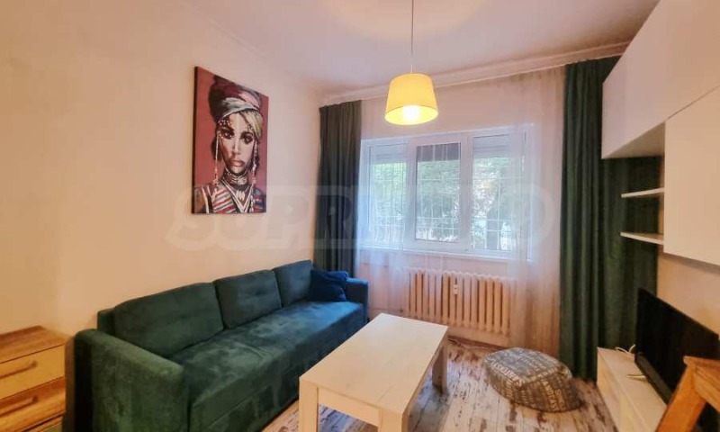 Til leie  1 soverom Sofia , Tsentar , 50 kvm | 51657674