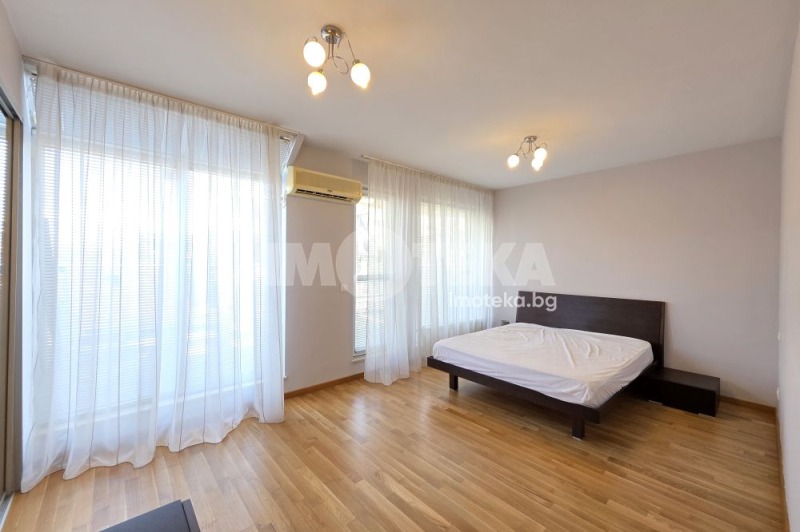 Дава под наем  3-стаен град София , Център , 130 кв.м | 78940591 - изображение [13]