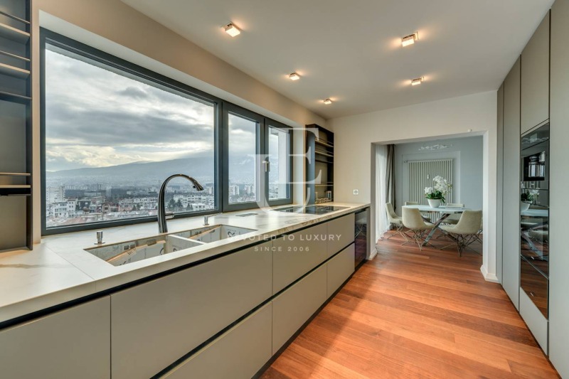 Дава под наем 4-СТАЕН, гр. София, Лозенец, снимка 13 - Апартаменти - 53145119