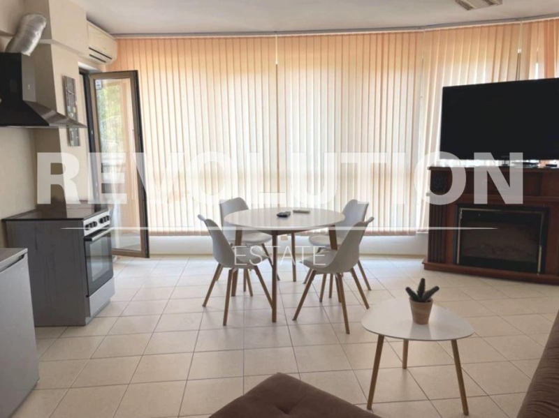 Da affittare  1 camera da letto Varna , Tsentar , 70 mq | 79251312