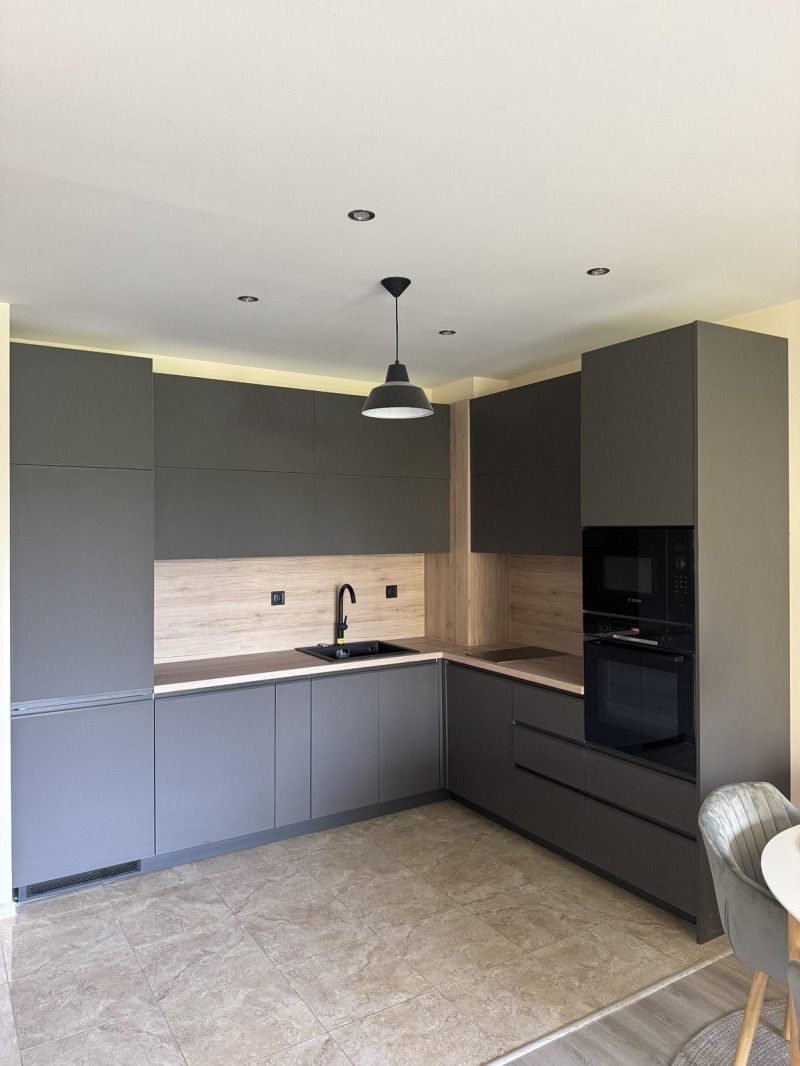 K pronájmu  2 ložnice Plovdiv , Mladežki Chalm , 122 m2 | 78702937 - obraz [3]