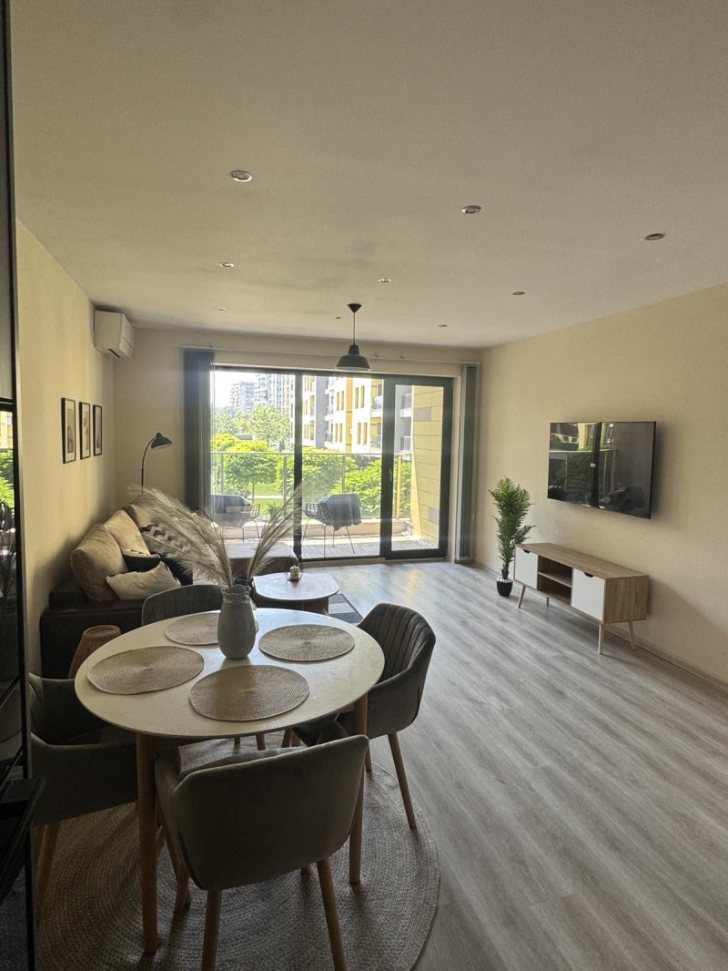 K pronájmu  2 ložnice Plovdiv , Mladežki Chalm , 122 m2 | 78702937 - obraz [2]