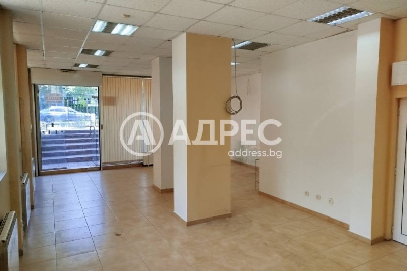 Do wynajęcia  Sklep Sofia , Owcza kupel , 72 mkw | 92459460