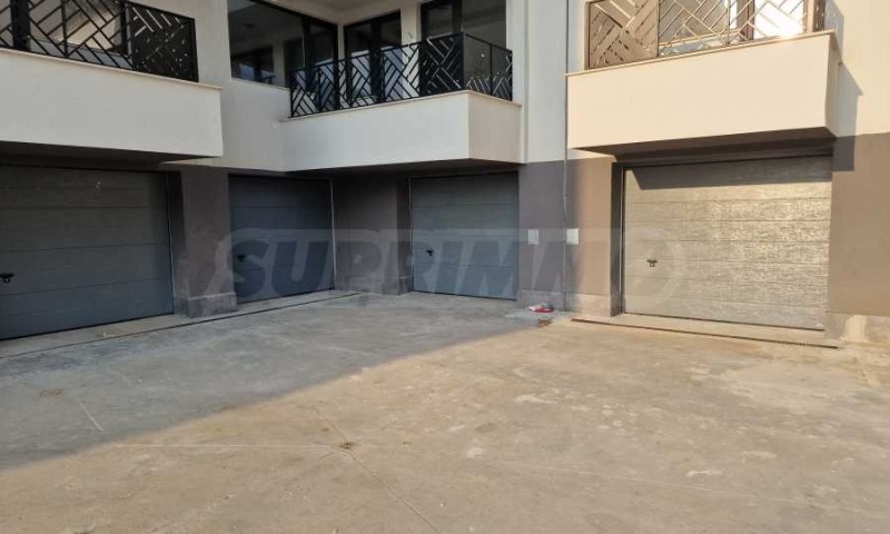 K pronájmu  Garáž Sofia , Krastova vada , 28 m2 | 24903524 - obraz [2]