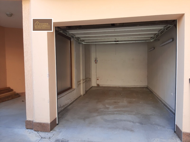 Kiadó  Garázs Sofia , Lozenec , 18 négyzetméter | 52146502 - kép [4]