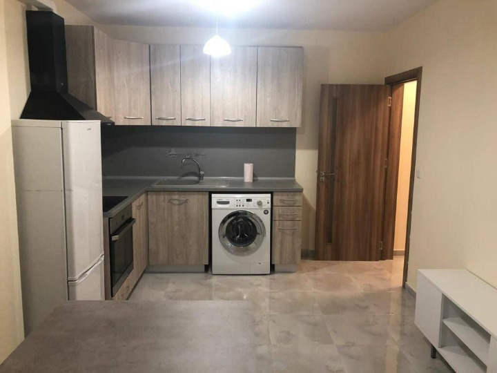 Дава под нем  2-стаен, град Варна, Аспарухово •  332 € • ID 42586511 — holmes.bg - [1] 