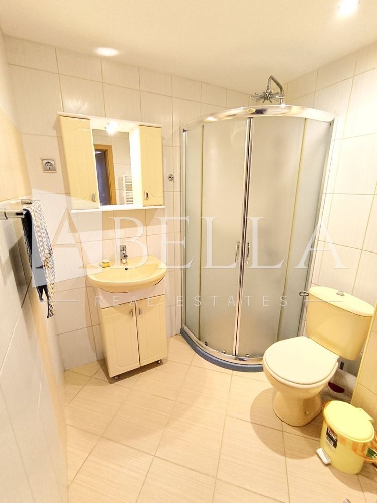 Издаје се  2 спаваће собе Софија , Витоша , 100 м2 | 79715272 - слика [12]
